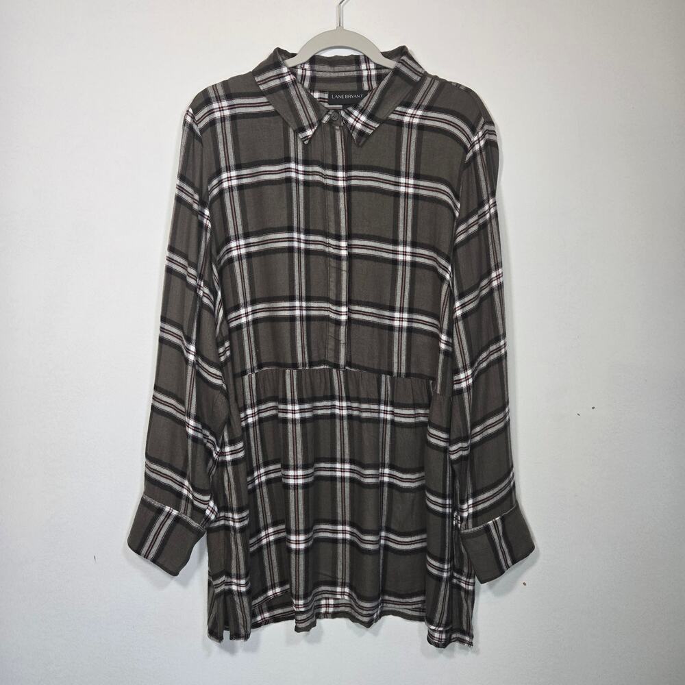 Lane Bryant Bundle Of Two Women's Tops. Size 18. 20.